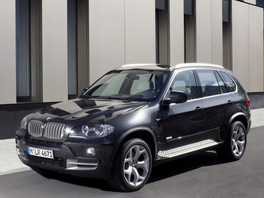  BMW X5 xDrive 3.5d 10 Year Edition 2009 года  (фото 8 из 18)